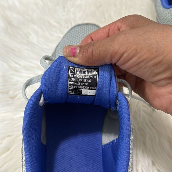 SKECHERS GO RUN SNEAKERS SIZE 9 - Picture 7 of 9